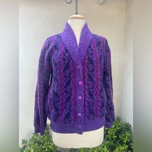 Vintage 70s cardigan sweater purples red acrylic pockets Sz S/M by Cetro